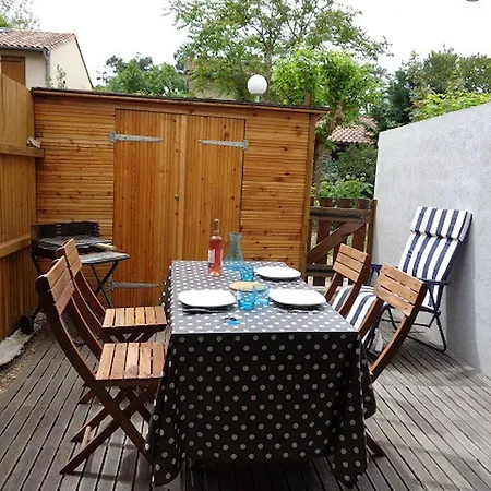 Maisonnette - M04231 *